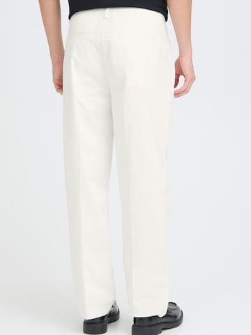 Loosefit Pantalon à pince 'CFAmundsen' Casual Friday en blanc