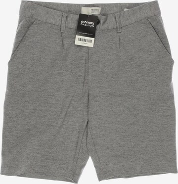 !Solid Shorts in 31-32 in Grey: front