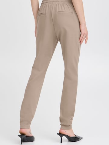 Slimfit Pantaloni con pieghe ' BYRizetta ' di b.young in beige