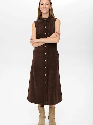Robe 'NUTHEA' NÜMPH en marron
