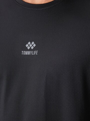 Tommy Life Shirt in Black