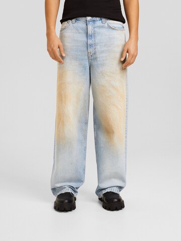 Bershka Loosefit Jeans in Blauw: voorkant