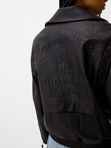Veste mi-saison Bershka en noir