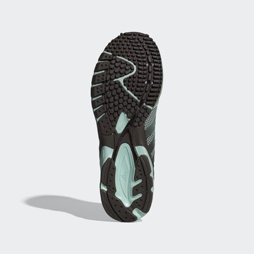 Baskets basses 'Adizero Adios' ADIDAS ORIGINALS en vert