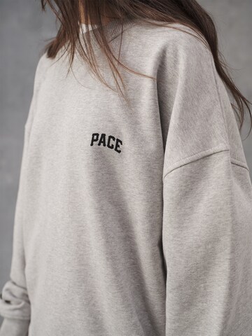 Pacemaker Sweatshirt 'Casper' in Grijs