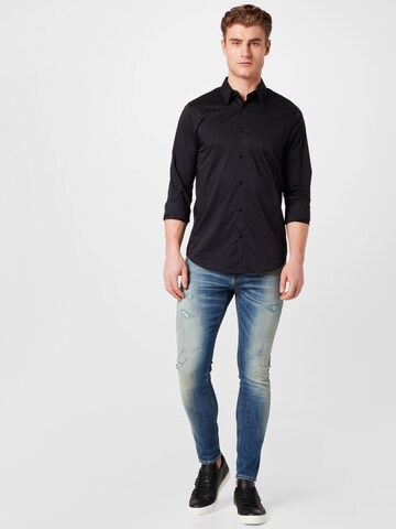 GUESS Slim Fit Hemd in Schwarz