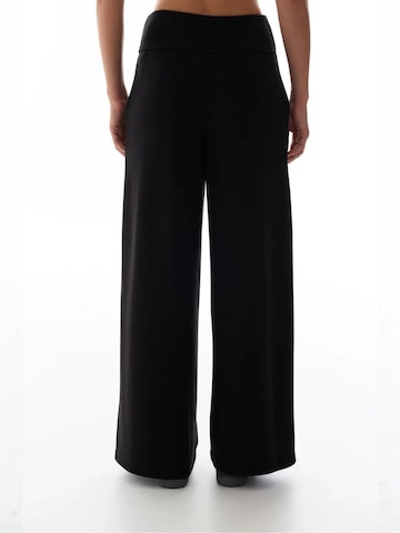 Wide Leg Pantalon 'Hose' Penti en noir