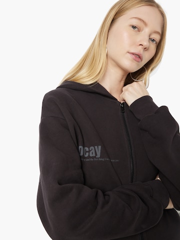 Ocay Sweatjacke in Schwarz