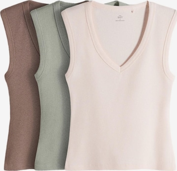 The Set Top in Beige: voorkant