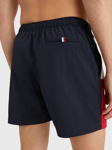 Pantaloncini da bagno di TOMMY HILFIGER in blu