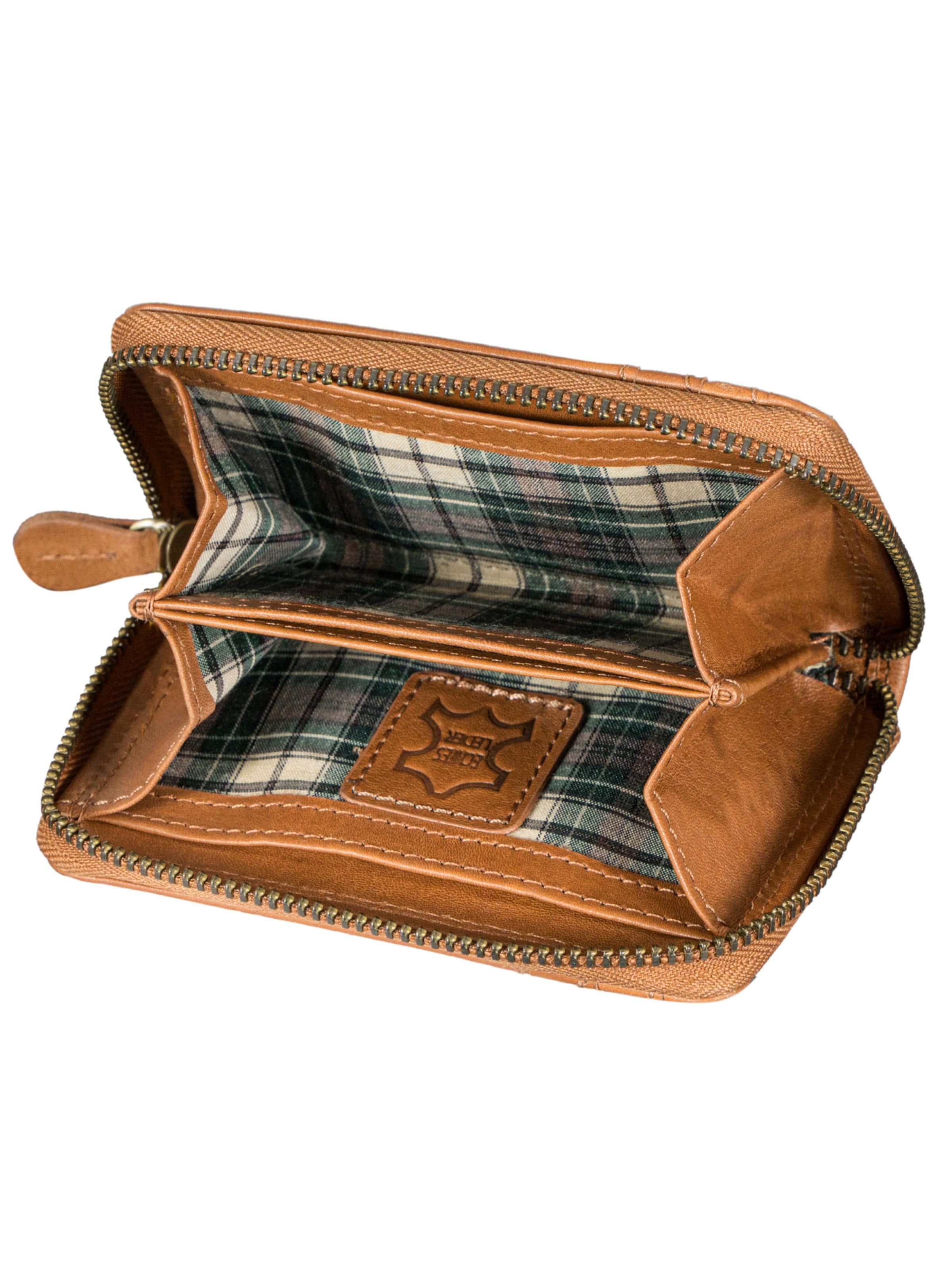 Benthill Wallet in Brown