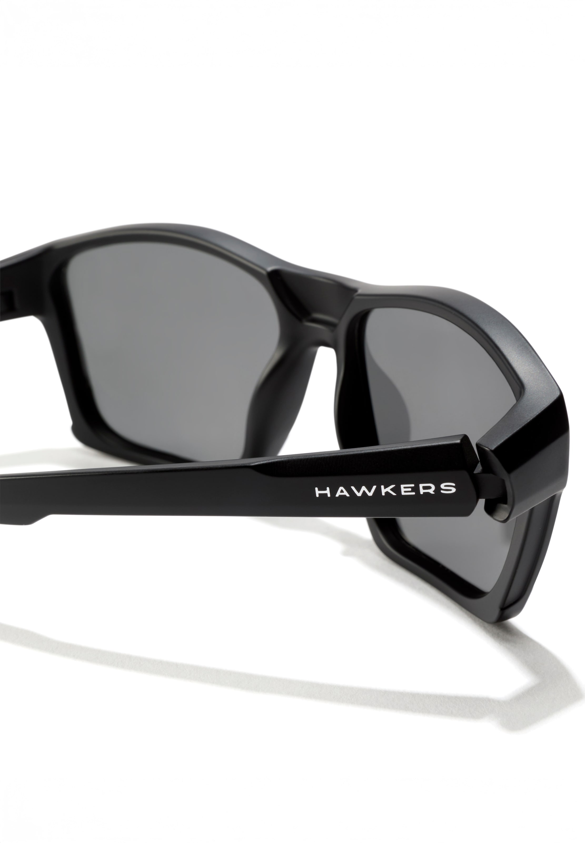 Lunettes de soleil HAWKERS en noir