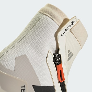 Boots 'Free Hiker 2' di ADIDAS TERREX in grigio