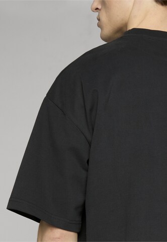 Prohibited T-Shirt in Schwarz