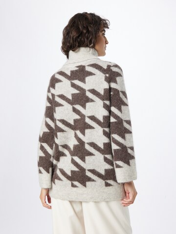 LA STRADA UNICA Sweater 'CAROLINA' in Brown