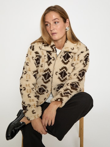 Veste mi-saison 'Caroline' Peppercorn en beige