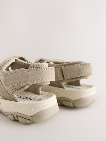 Next Открытая обувь в Бежевый