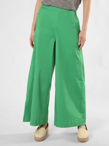 Marie Lund Pleat-Front Pants ' ' in Green: front