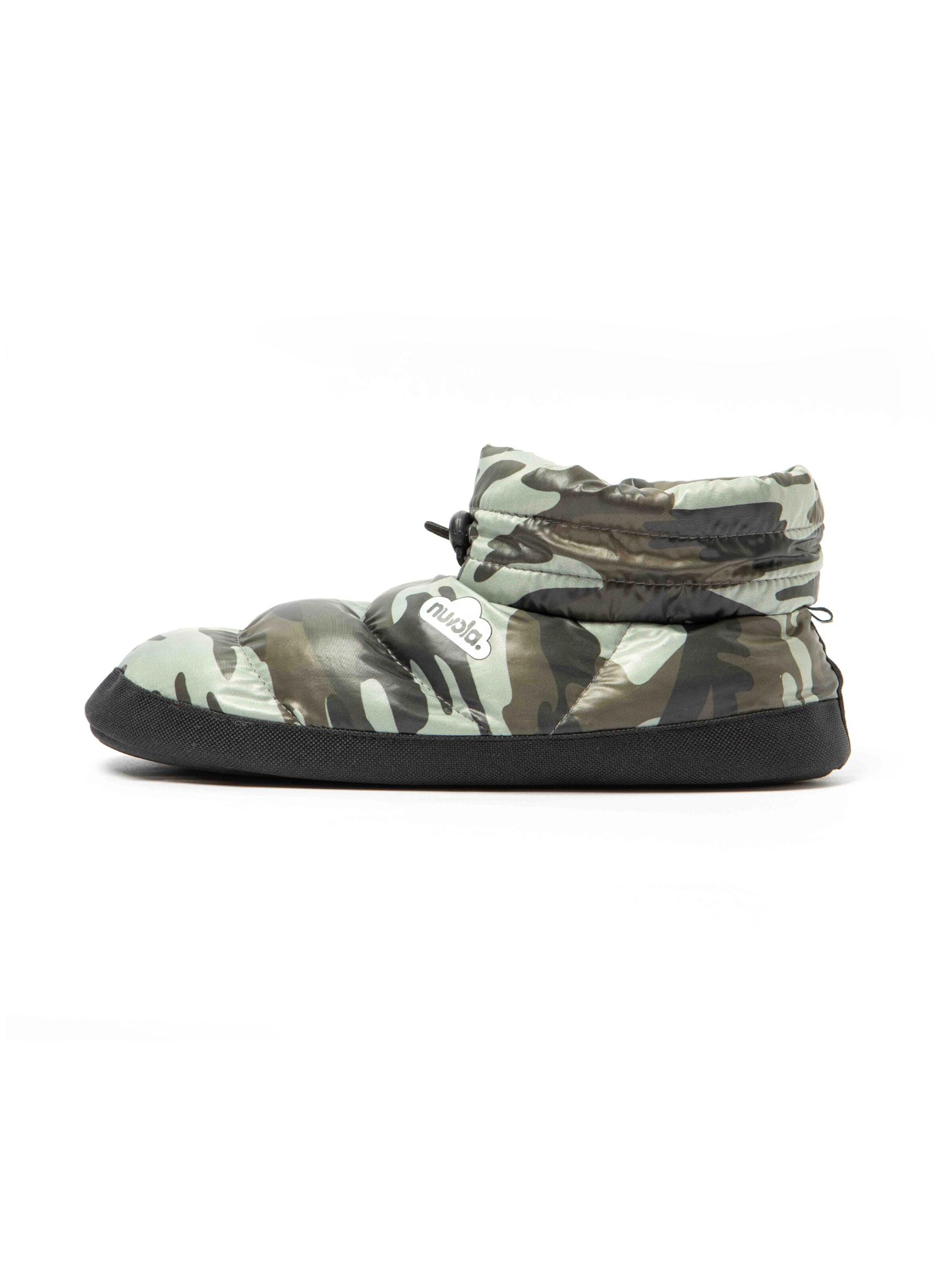 Nuvola. Slipper 'Boot New Camouflage' in Green: front