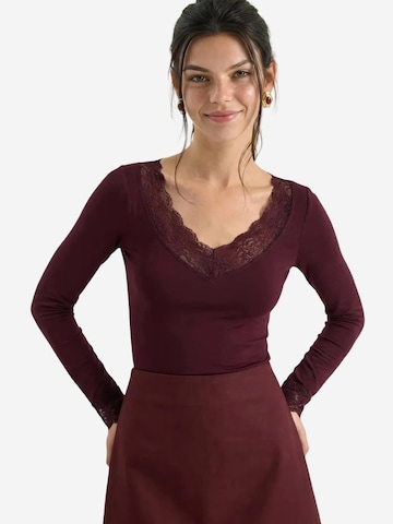 Bianco Lucci Shirt in Rot: Vorderseite