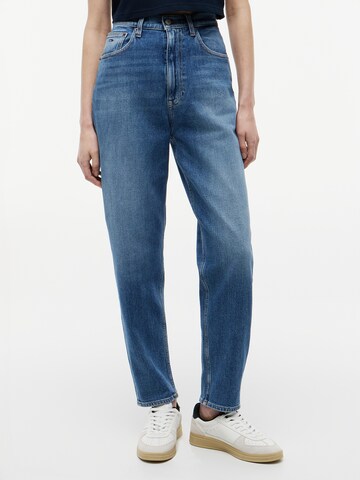 Tommy Jeans Tapered Jeans in Blau: Vorderseite