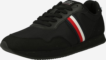 TOMMY HILFIGER Trampki niskie w kolorze czarny: przód