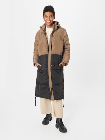 Manteau d’hiver 'Buff' SECOND FEMALE en beige : devant