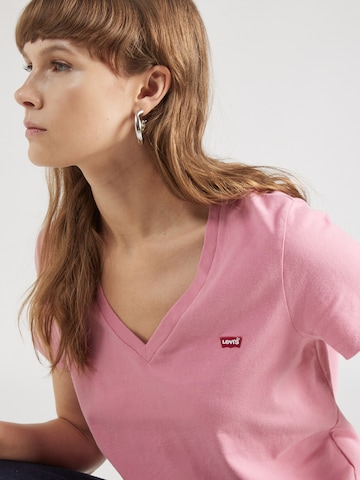LEVI'S ® T-shirt 'Perfect Vneck' i rosa
