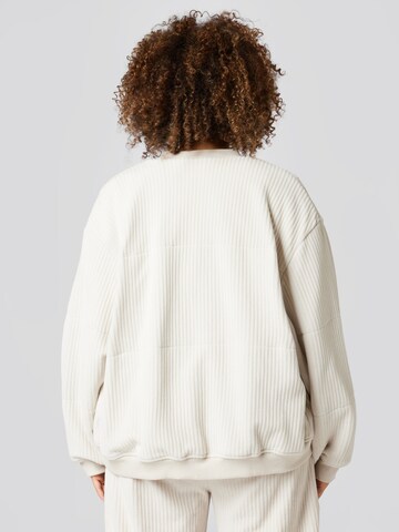 A LOT LESS Between-Season Jacket 'Birka' in White