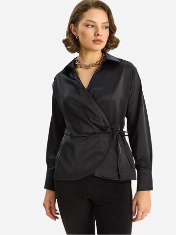 Chemisier Bianco Lucci en noir : devant