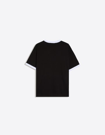 Tricou 'MUNDIAL' de la Bershka pe negru