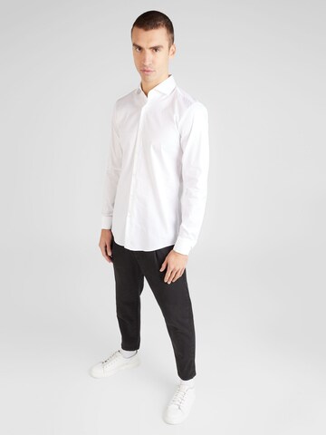BOSS Slim fit Koszula biznesowa ' H-Hank ' w kolorze biały