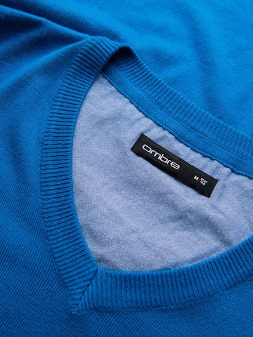 Pullover di Ombre in blu