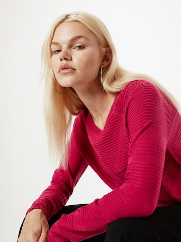 Pull-over 'CAVIAR' ONLY en rose