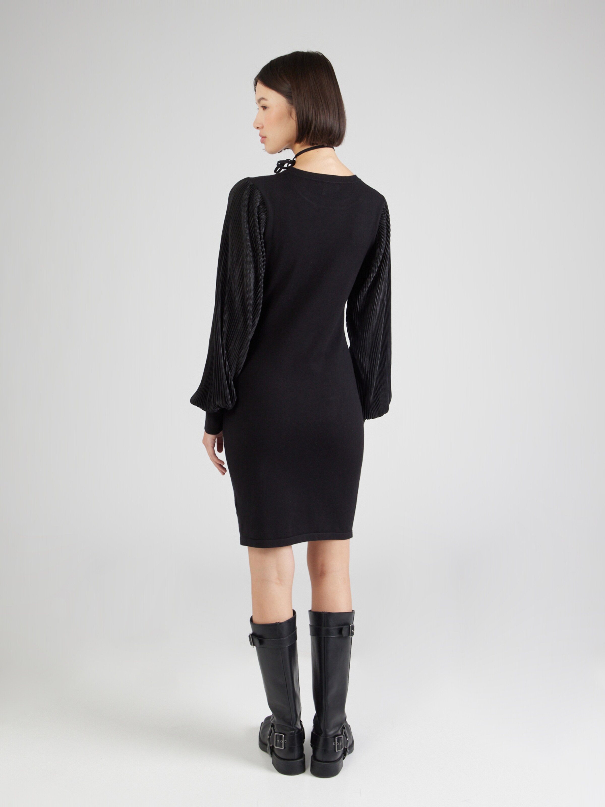 Robe noir molly bracken hotsell