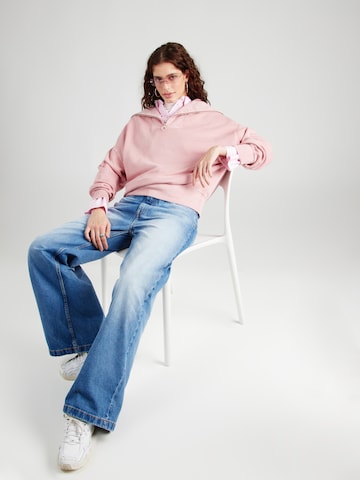 MUSTANG Sweatshirt 'XENIA' in Pink