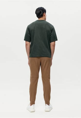 Born Living Yoga Sports top 'Tarn' in Green