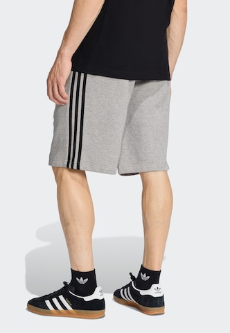 ADIDAS ORIGINALS Regular Trousers in Grey
