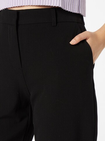 Regular Pantalon chino b.young en noir