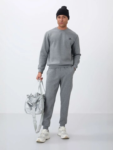 Tommy Life Joggingpak 'Aktive Sets' in Grijs