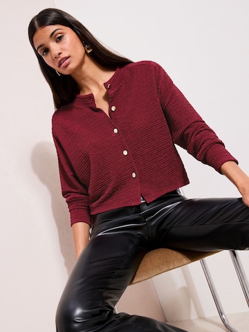 Friends Like These Вязаная кофта в Красный