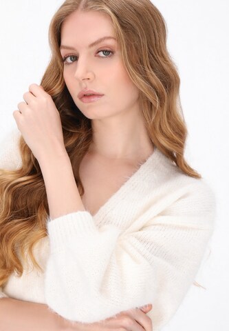 DreiMaster Klassik Sweater in White