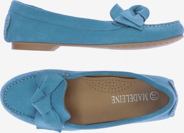 Madeleine Flats & Loafers in 37 in Blue: front