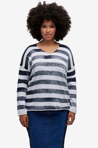 Ulla Popken Sweater in Blue: front