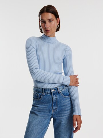 EDITED Sweater 'JANNICE' in Blue: front