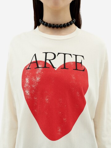 Maglietta ' ART LOVE ' di Thinking MU in bianco
