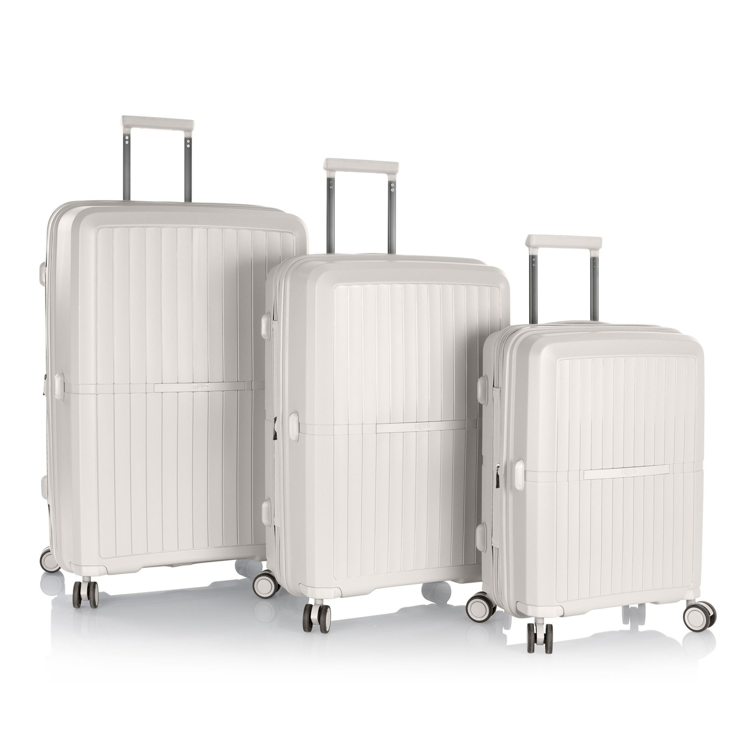Heys Suitcase Set 'AirLite' in White: front