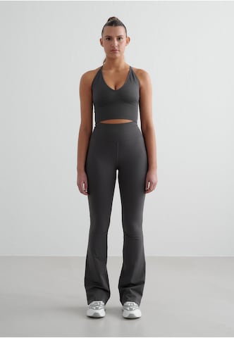 évasé Leggings 'Shape' Aim'n en gris