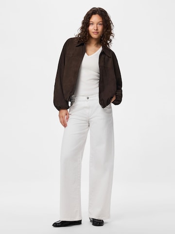 Giacca di mezza stagione di PIECES in marrone