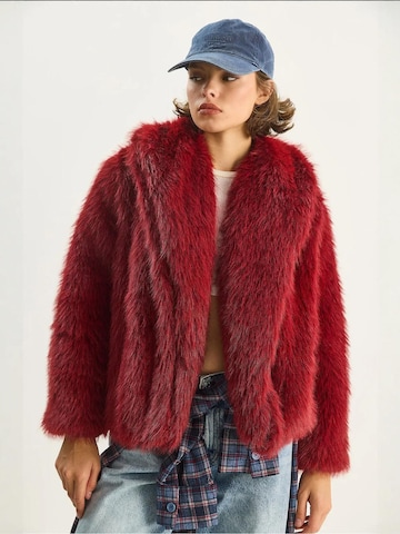 Veste mi-saison 'Kunstpelzmäntel' Bianco Lucci en rouge